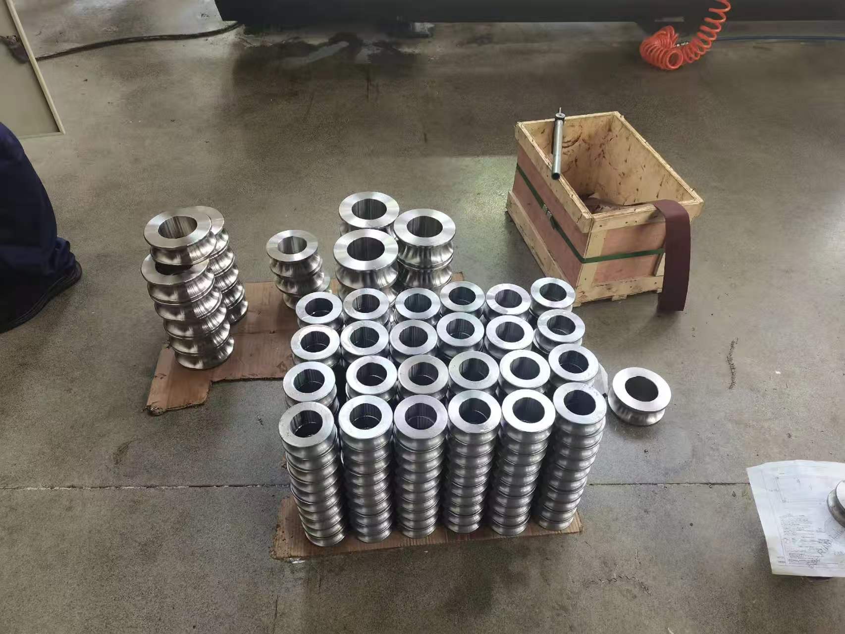 Bulk Stacked Components