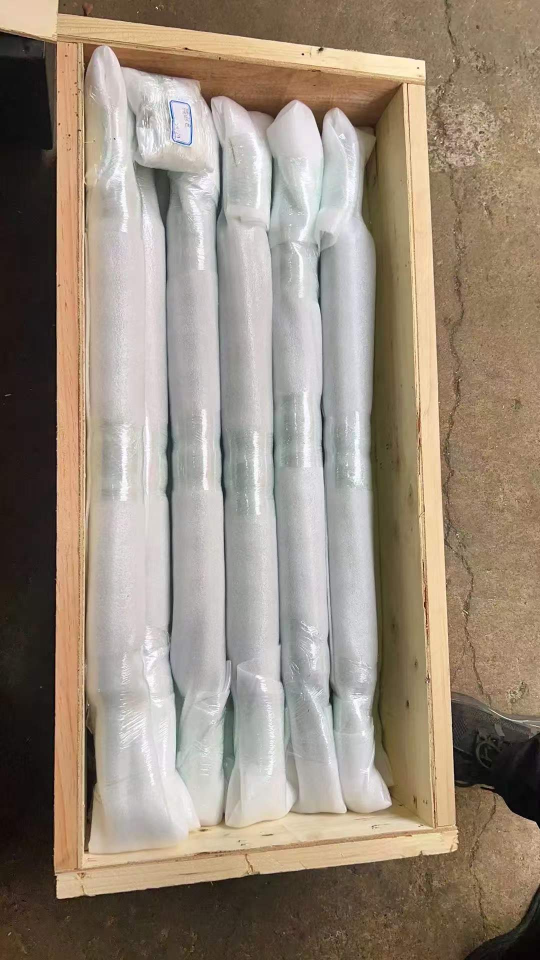 Wooden Crate – Long Shafts